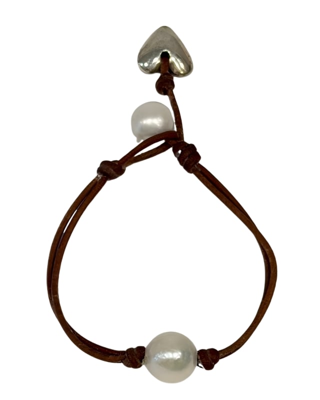 Wendy Mignot Single Freshwater Pearl with Heart Charm Bracelet