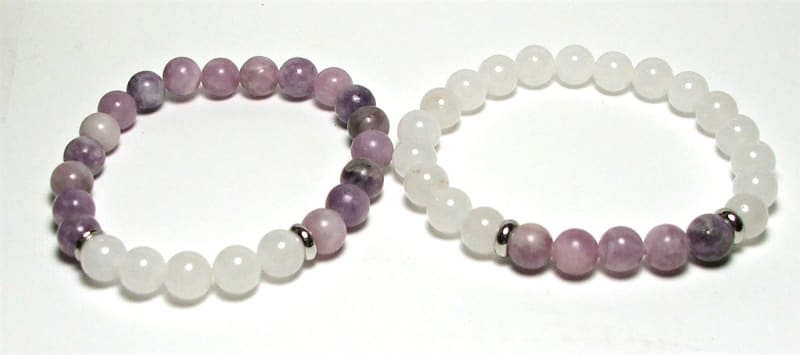 FB-06  STONE BEAD FRIENDHIP STRETCH BRACELET IN WHITE JADE & LEPIDOLITE (7 1/2")