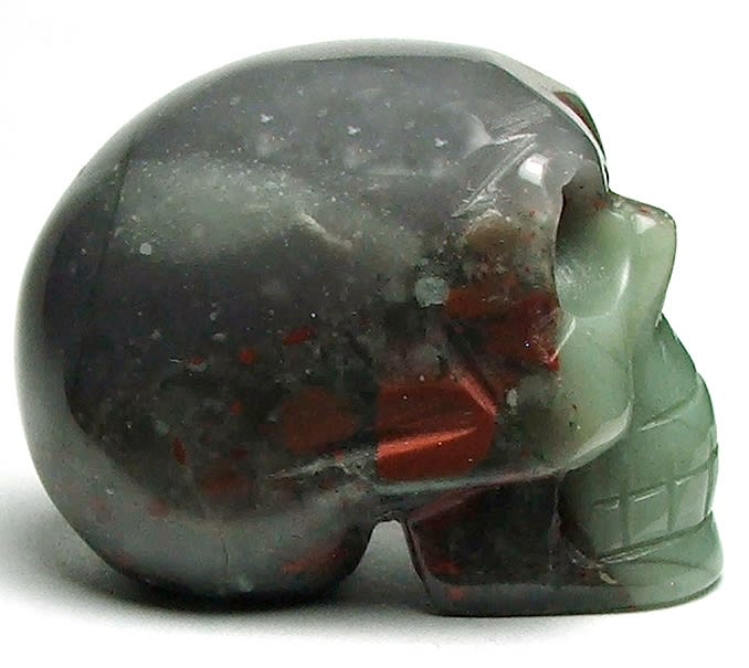 SK-06 50mm STONE SKULL IN BLOODSTONE
