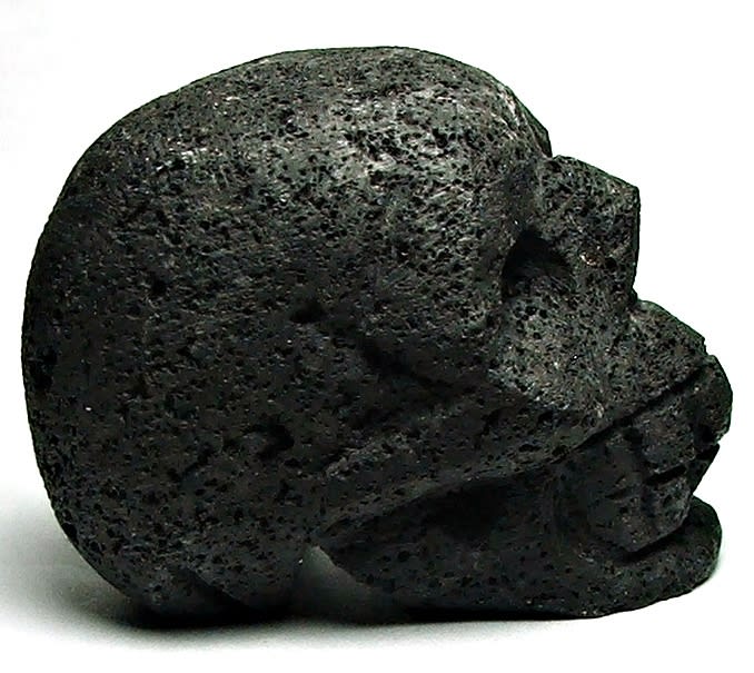 SK-10 50mm STONE SKULL IN LAVA STONE