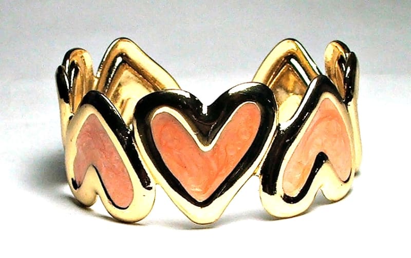 SS-18-O STAINLESS STEEL CUFF BRACELET IN ORANGE HEART