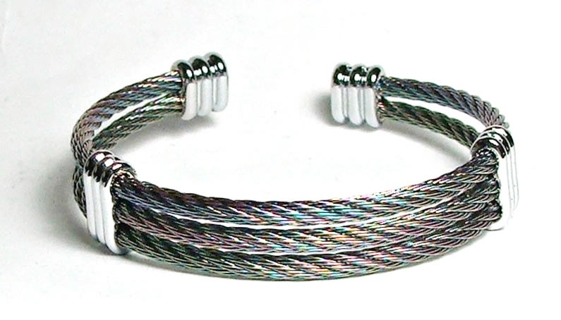 SSB-010 STAINLESS STEEL CUFF BRACELET