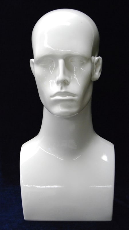 Eric male display head featuring a glossy white finish for modern retail accessory displays. Eric male display head featuring a glossy white finish for modern retail accessory displays.
