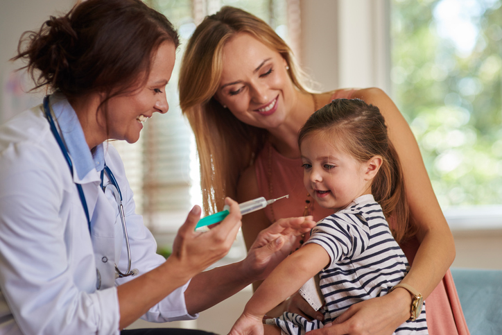 child getting allergy shot