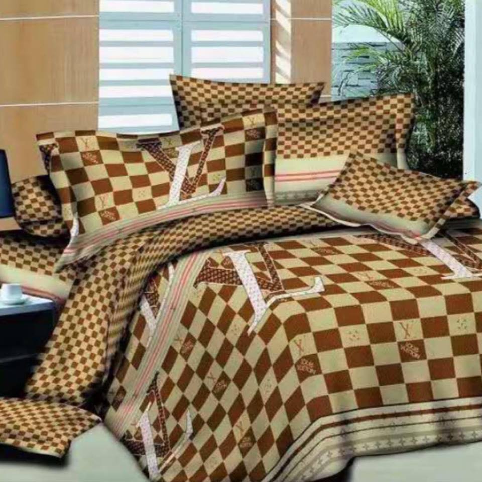 Louis Vuitton Queen Size Comforter Set