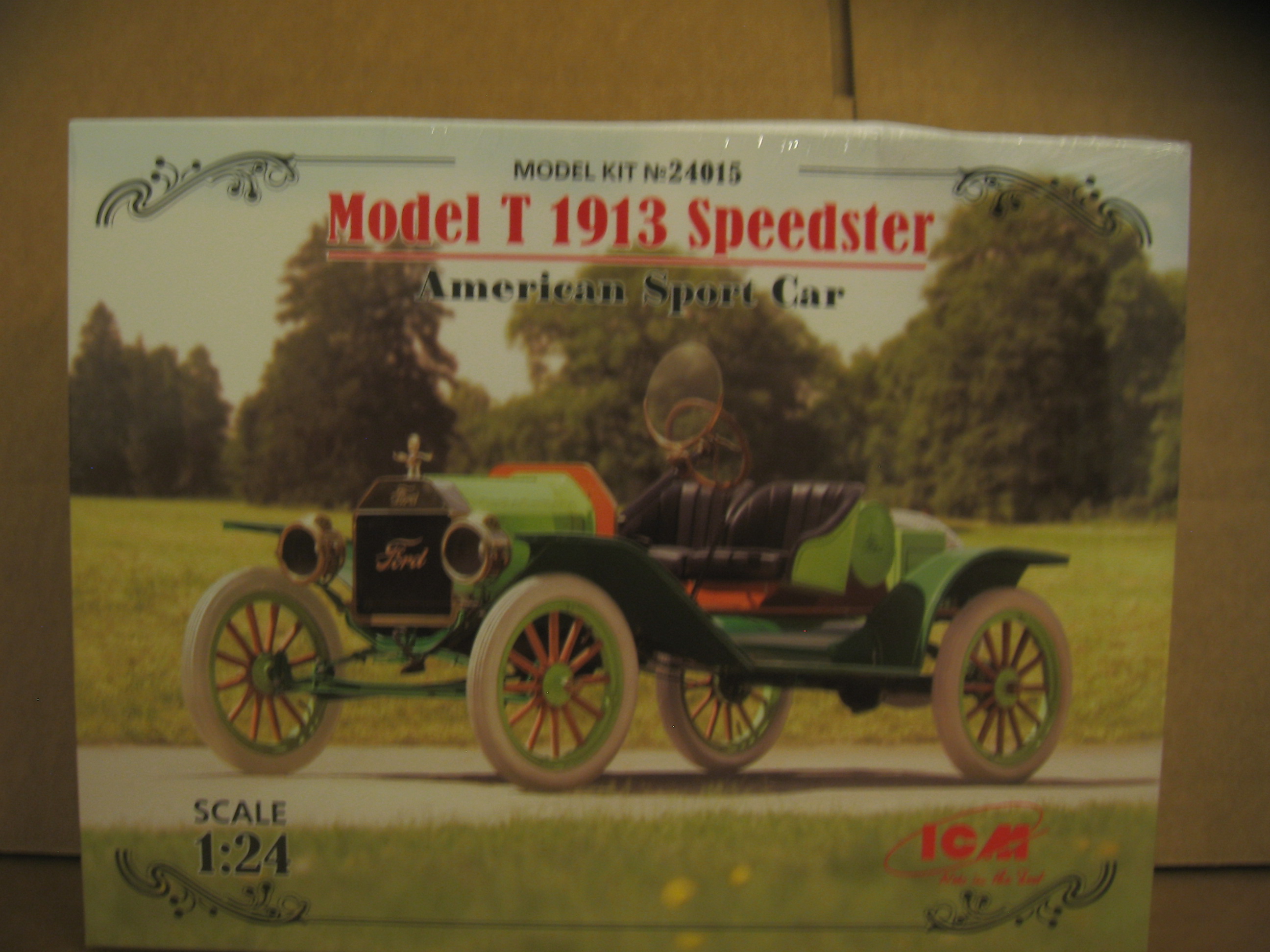 ICM/24015 1913 FORD MODEL T SPEEDSTER