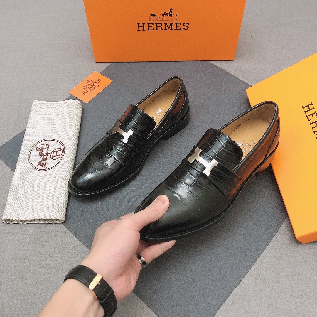 Crocodile jacket Hermès Black size 56 FR in Crocodile - 36406556