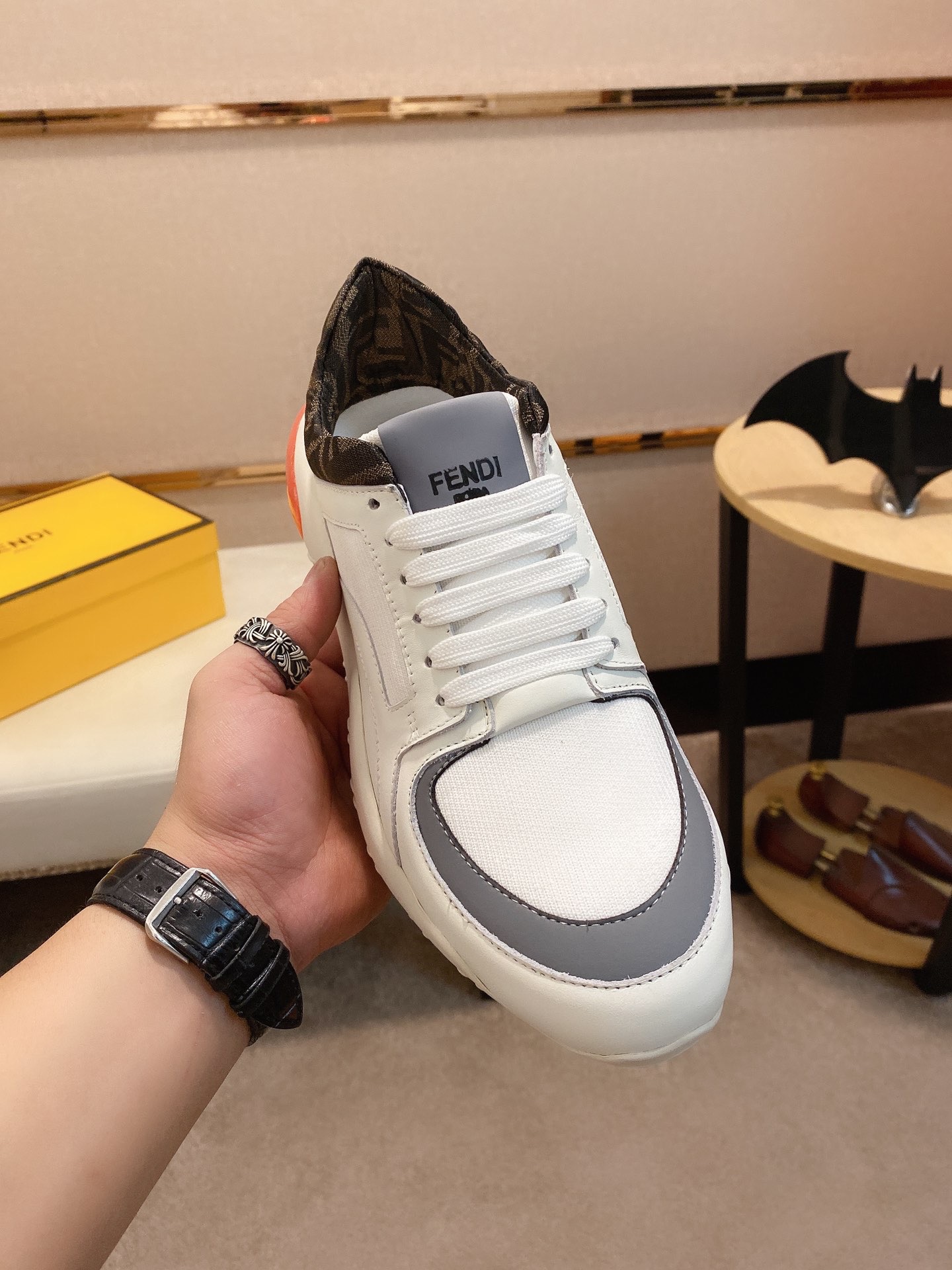 White & Brown Louis Vuitton Sneakers Size: 7.5-13 Gender: Men 2021 new  casual style men's shoes. This is a brand new seasonal design with perfect  workmanship to create cabinet quality. These Louis