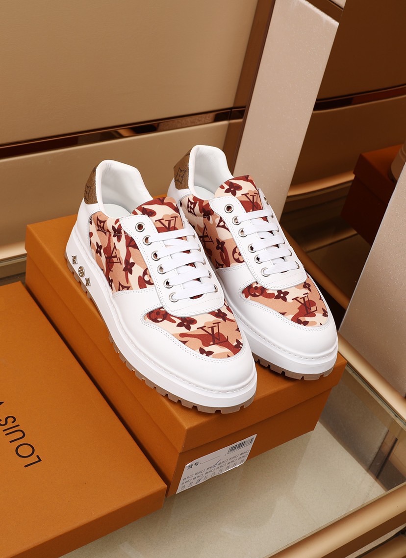 White & Brown Louis Vuitton Sneakers Size: 7.5-13 Gender: Men 2021 new  casual style men's shoes. This is a brand new seasonal design with perfect  workmanship to create cabinet quality. These Louis