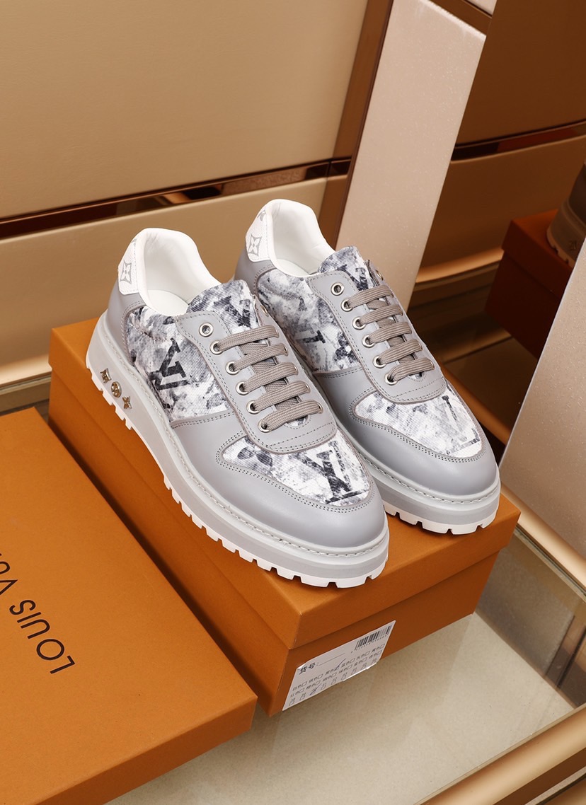 Gray Louis Vuitton Sneakers Size: 7.5-13 Gender: Men 2021 new casual style  men's shoes. This is a brand new seasonal design with perfect workmanship  to create cabinet quality. These Louis Vuitton ​