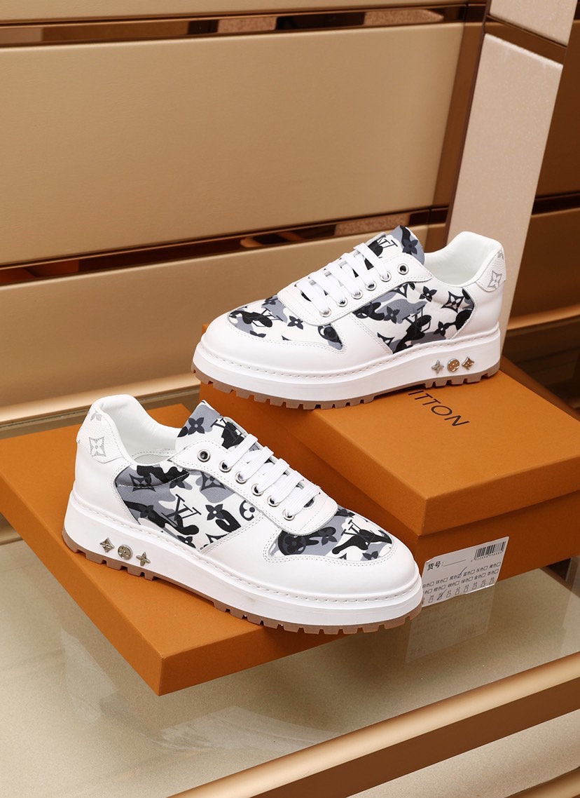 Gray Louis Vuitton Sneakers Size: 7.5-13 Gender: Men 2021 new casual style  men's shoes. This is a brand new seasonal design with perfect workmanship  to create cabinet quality. These Louis Vuitton ​
