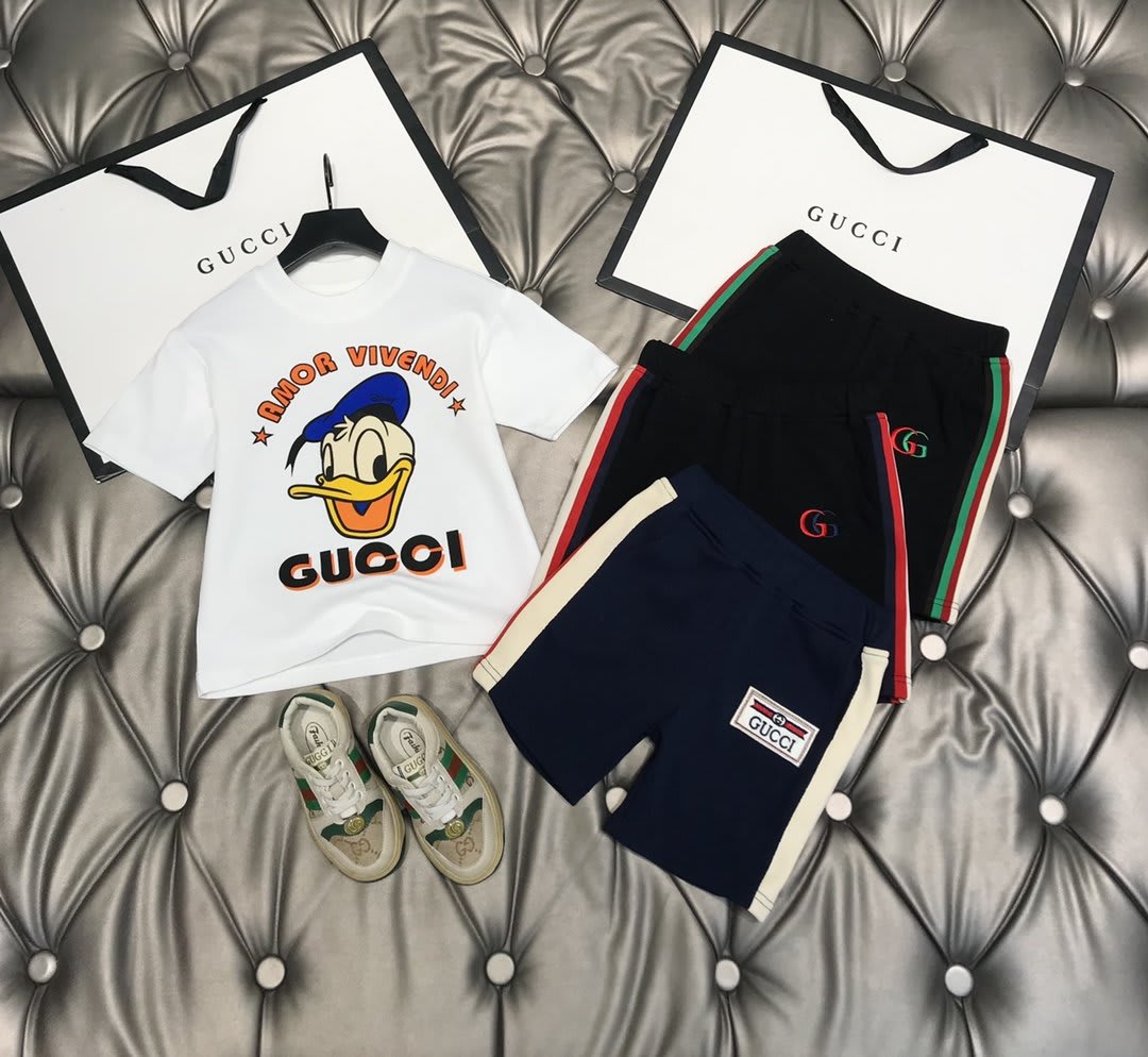 Official donald Duck Disney Amor Vivendi Gucci Shirt, hoodie, sweater, long  sleeve and tank top