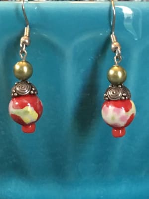 Simply Antique // Dainty Antique - Inspired Earrings // Red and Pear Green Pearl Earrings // Simple Women's Jewelry // Gifts for Mom // Gifts for Her