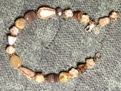 Caramel Crunch // Seashell Beaded Bracelet // Brown and Gold Bracelet // Gift for Her // Gift for Women