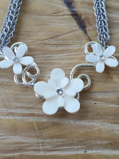 Full Persian Flower Necklace