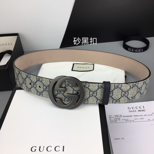 Gucci Men's Reversible GG Supreme Belt