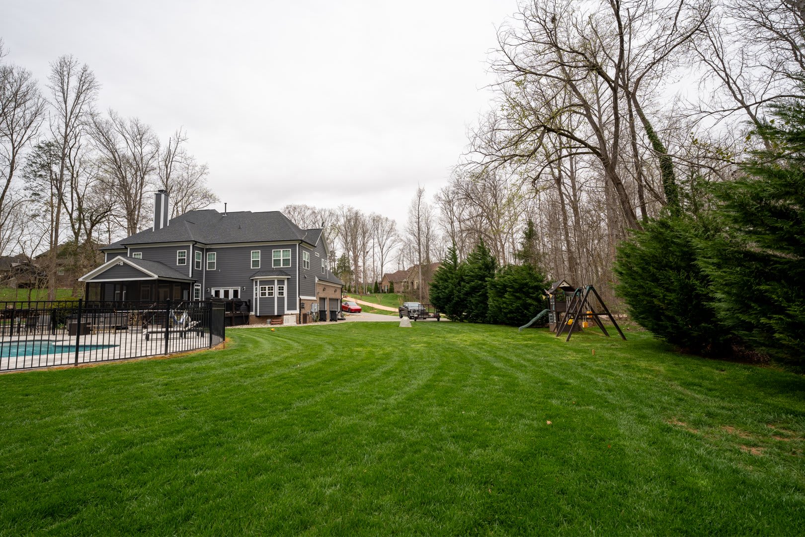 Ridgeview Court - Before 4