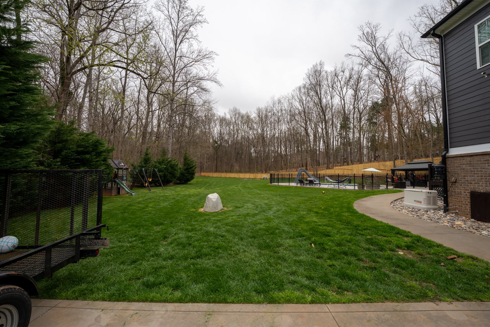 Ridgeview Court - Before 3