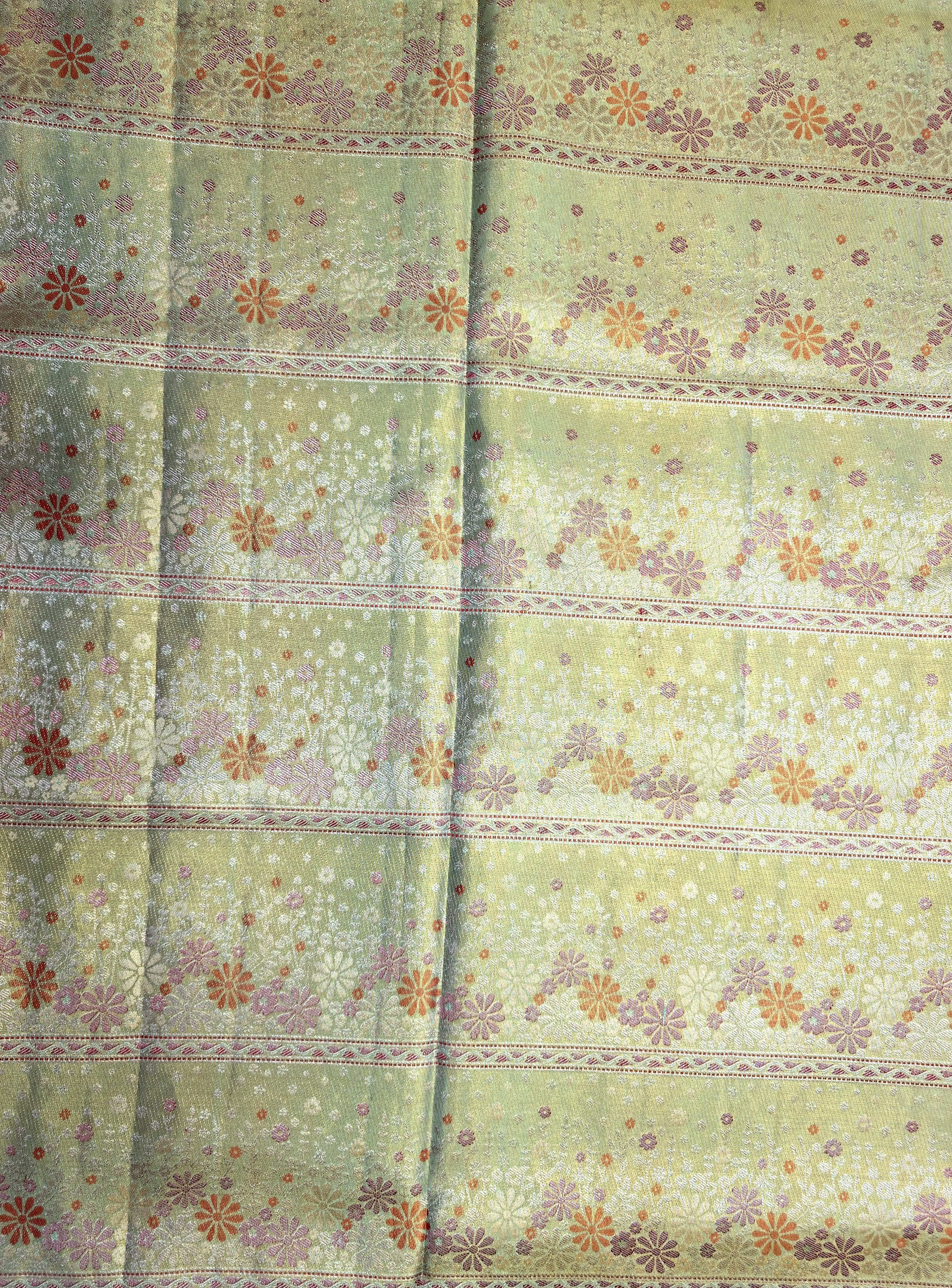Handloom Green Silk Saree thumbnail 6
