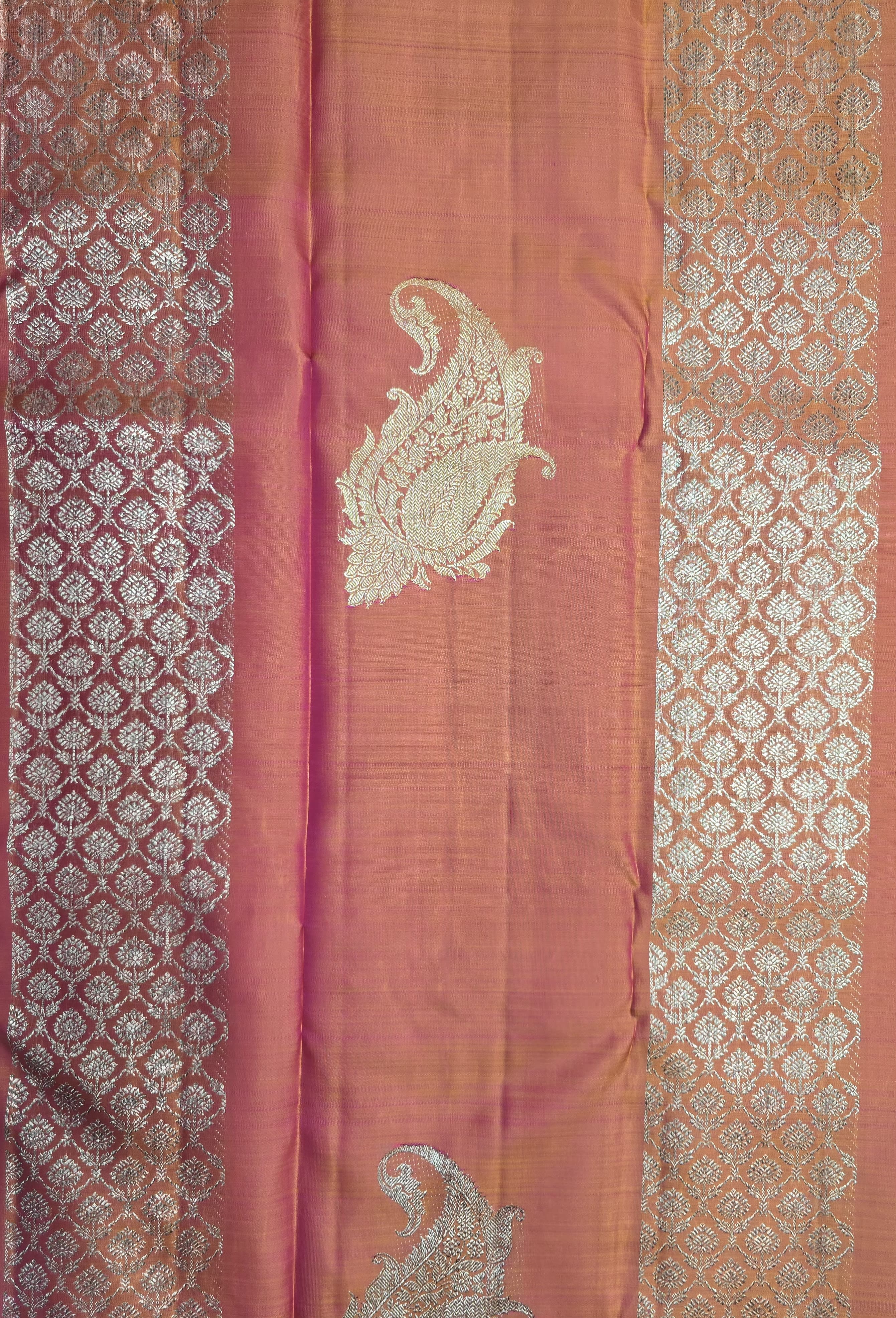 Handloom Rust Orange Dual Colour Silk Saree thumbnail 6