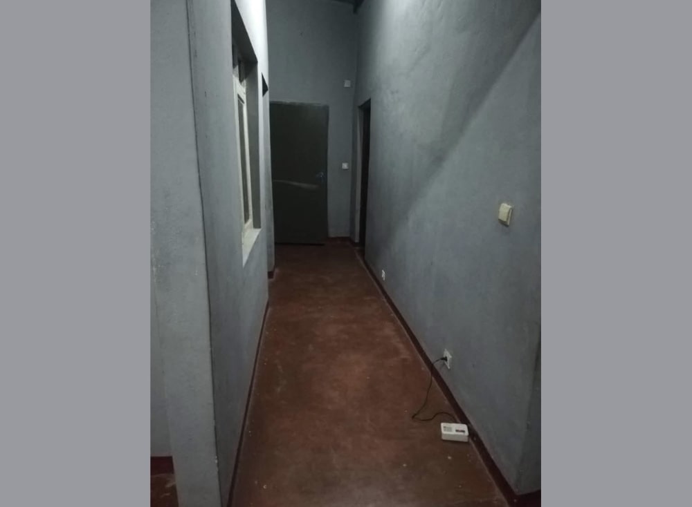 🏘Arrenda-se esta casa Tp-3 localizada na cidade de chimoio no bairro-Tambara 2, foto 4