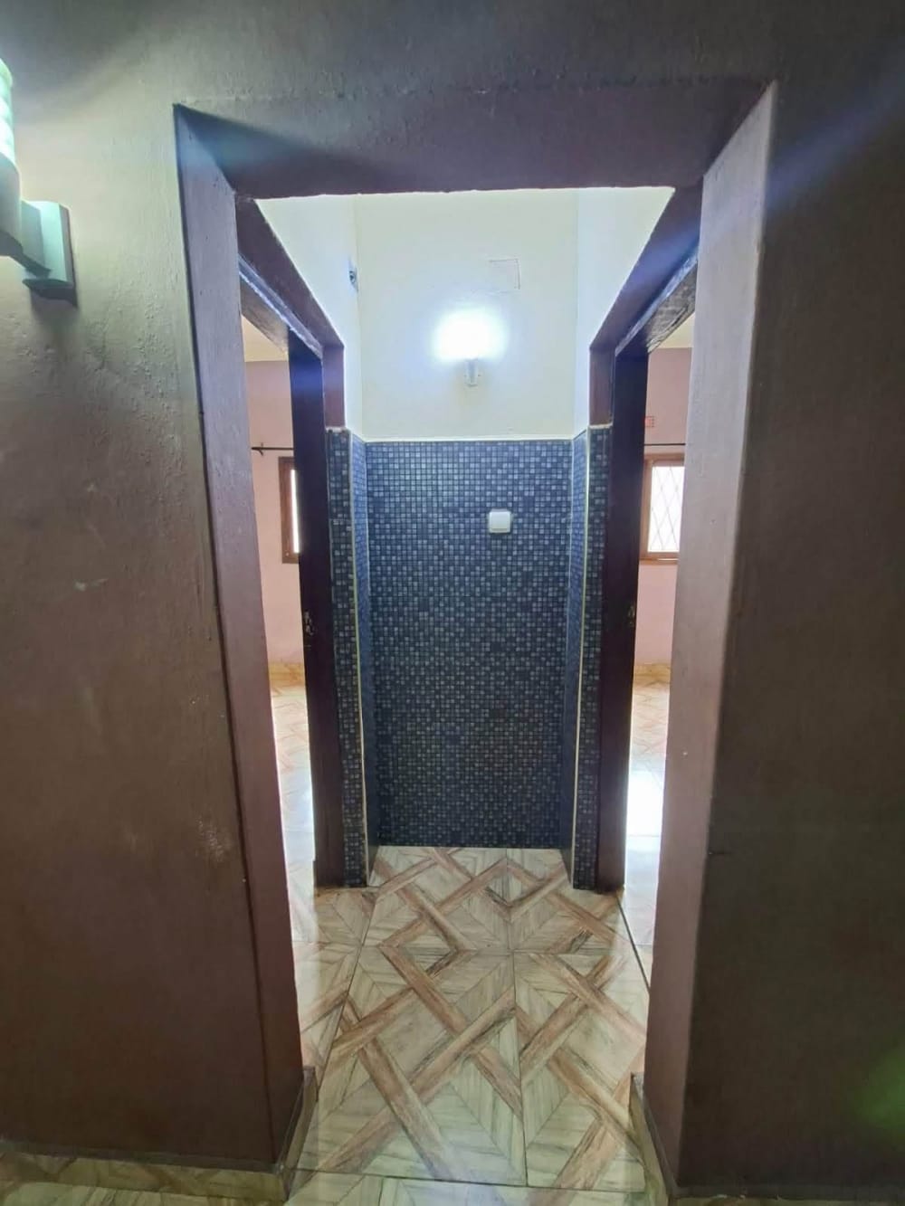 Aluga-se esta casa tipo 2 no bairro 16 de Junho próximo do Zagarto , foto 11