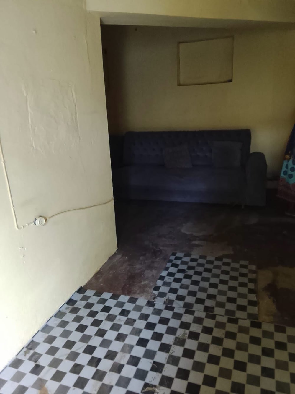 tenho disponível esta casa tipo 1 no bairro bloco 9 próximo do bar primavera., foto 3