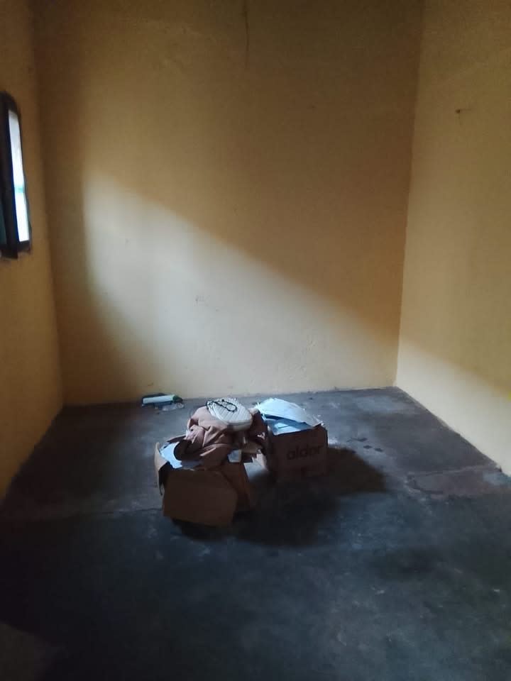 tenho disponível esta casa tipo 1 no bairro bloco 9 próximo do bar primavera., foto 9