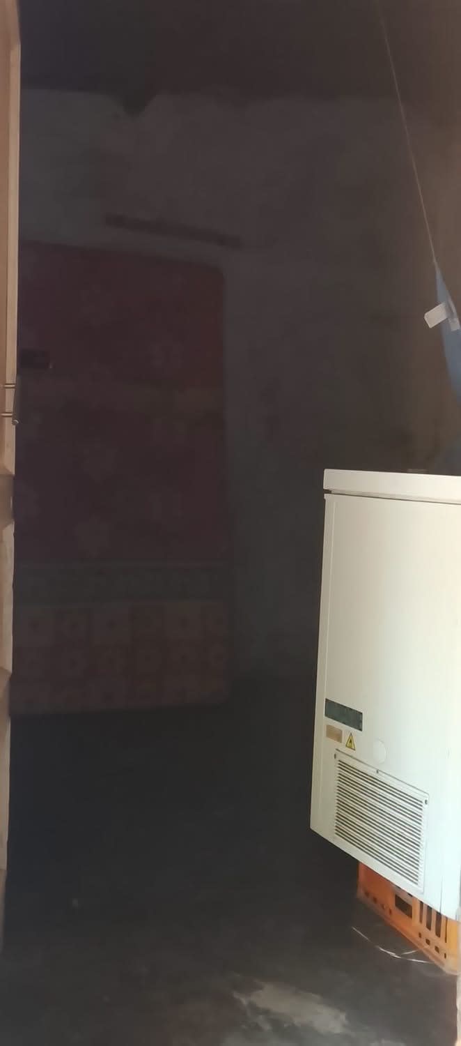 tenho disponível este quarto e varanda gradeada no bairro bloco 9, foto 7