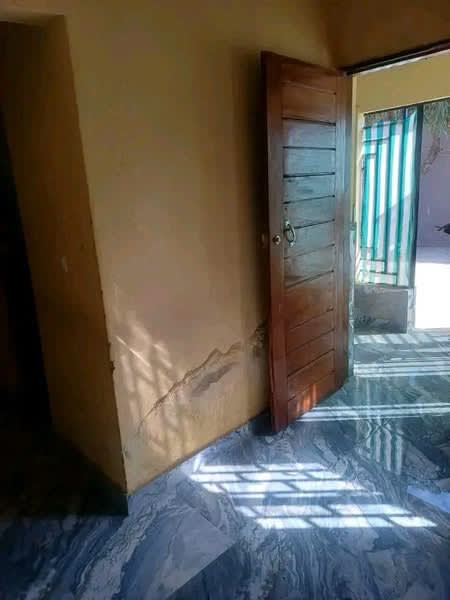 ARRENDA SE ESSA CASA tipo 2, foto 1