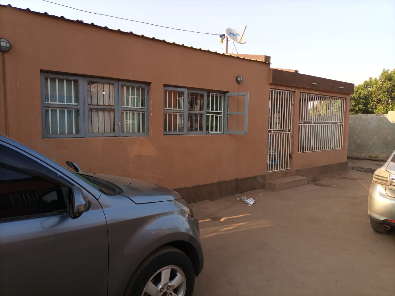 Casa T2 para Arrendar no Bairro 4 – Chimoio, foto 2