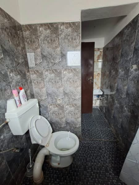 Aluga-se esta casa tipo 2 no bairro 16 de Junho próximo do Zagarto , foto 7