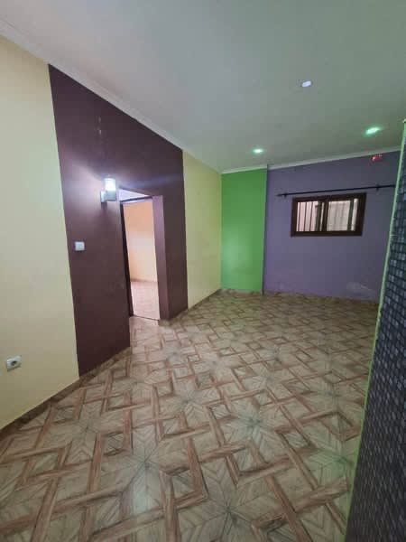 Aluga-se esta casa tipo 2 no bairro 16 de Junho próximo do Zagarto , foto 3