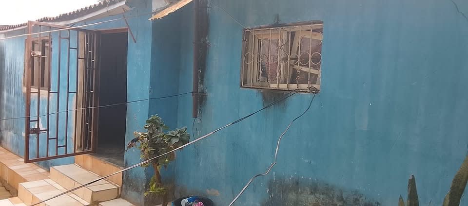 tenho disponível este quarto e varanda gradeada no bairro bloco 9, foto 1