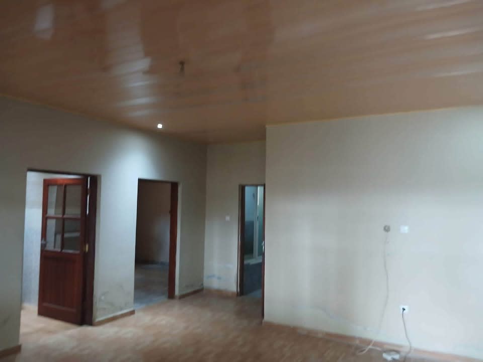 Arrenda-se casa tipo2 independente, foto 6