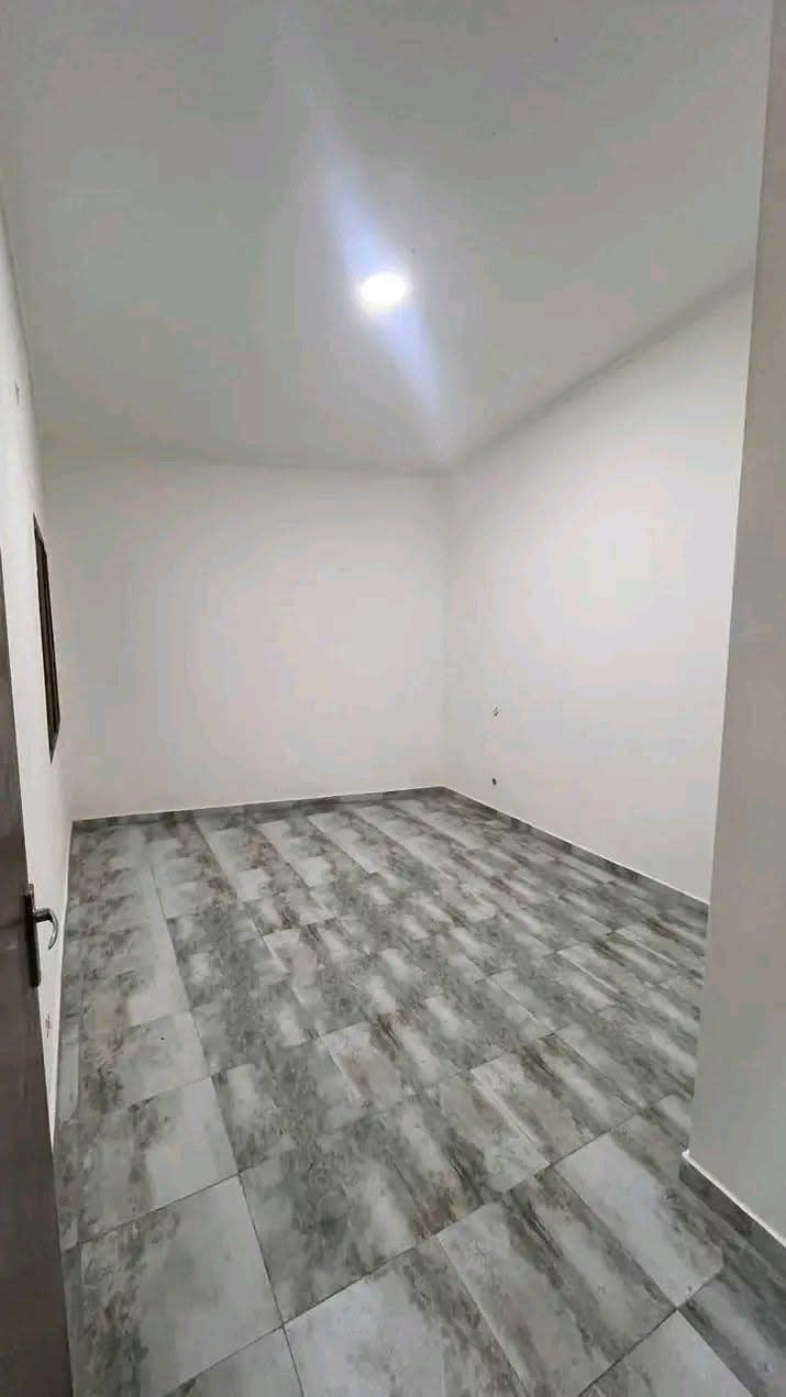 Casa T2 para arrendar em Manga, Beira, foto 2