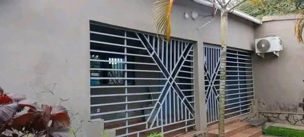 CASA T2 – BAIRRO NHAMADJESSA