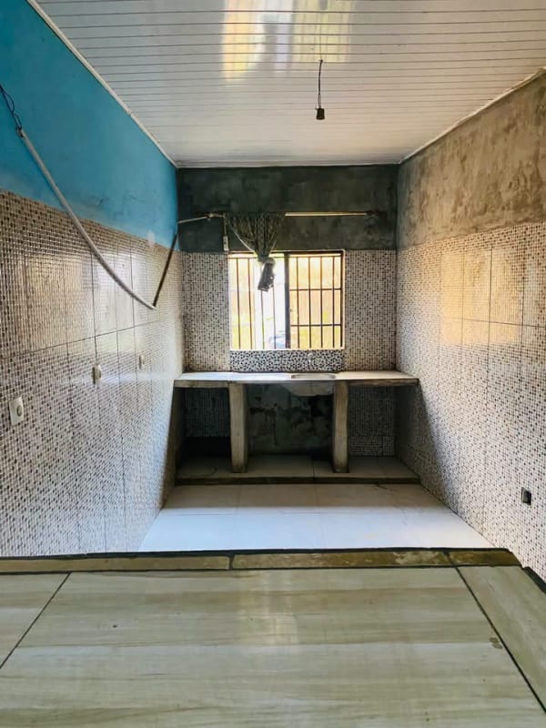 🏠 Arrenda-se casa T2 no centro da cidade de Chimoio.