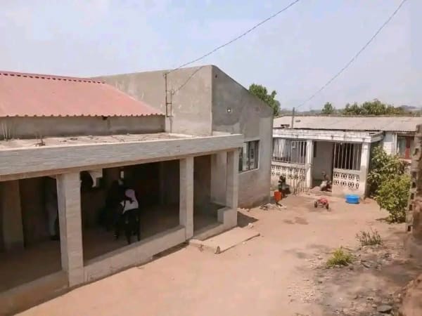 Casa T3 para arrendar em Soalpo, Chimoio