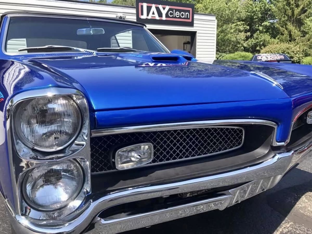 Classic car paint detail