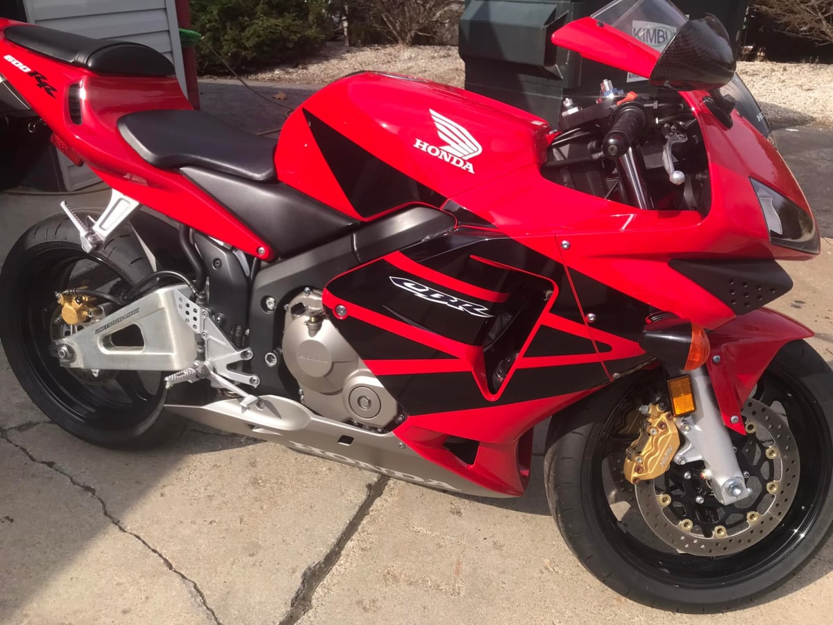 Sportbike detailing