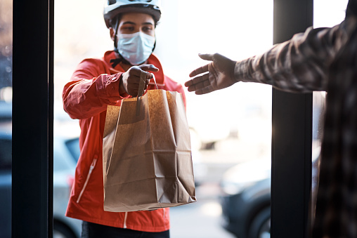 Don’t Let These 4 Food Delivery Challenges Hurt Your Brand