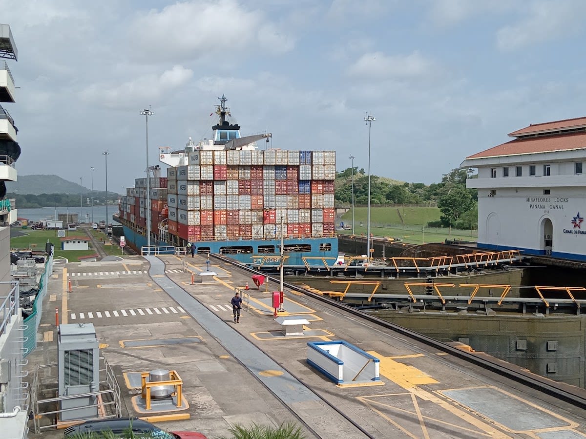 Miraflores Locks