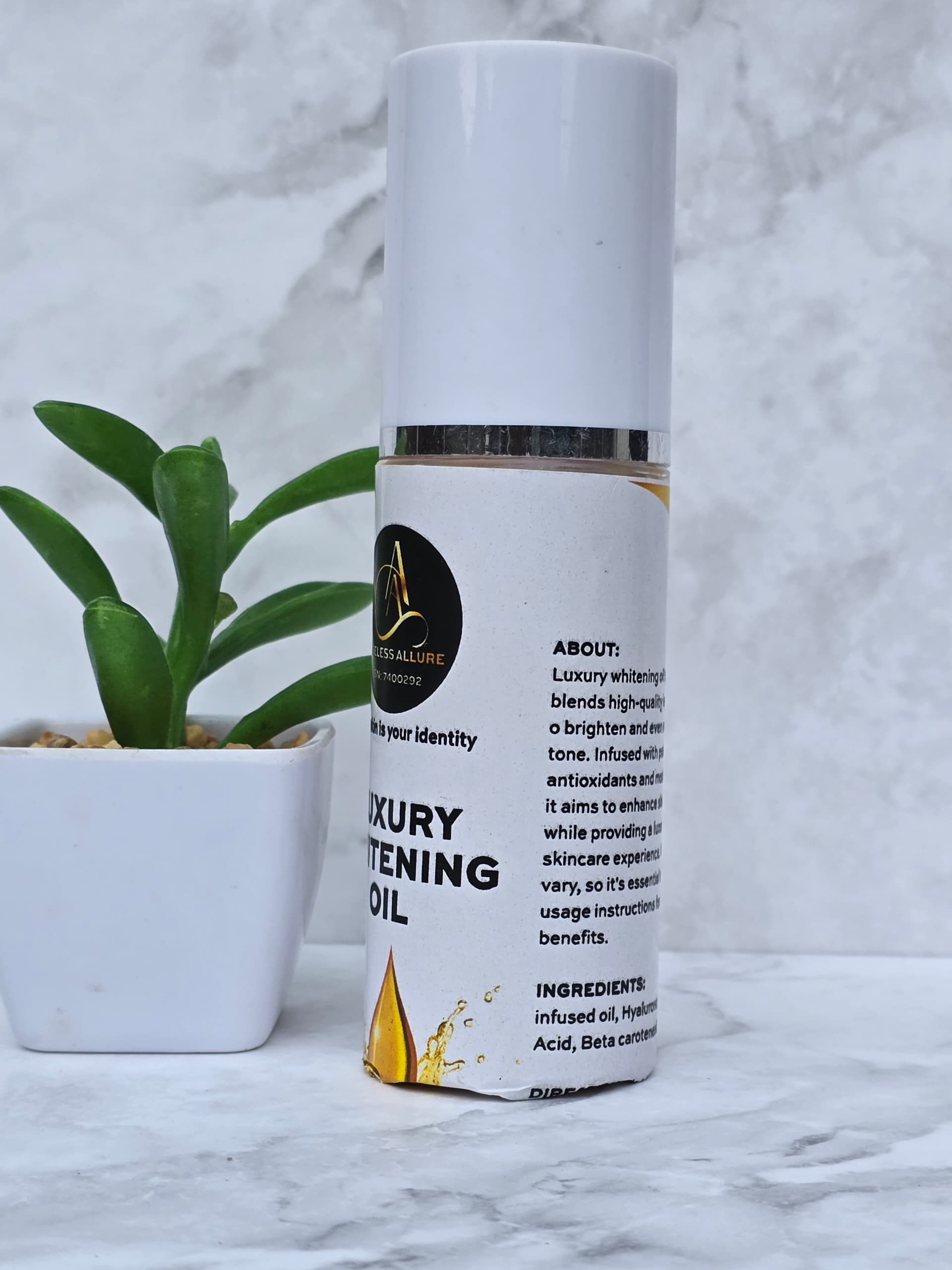 Luxury Whitening Oil.