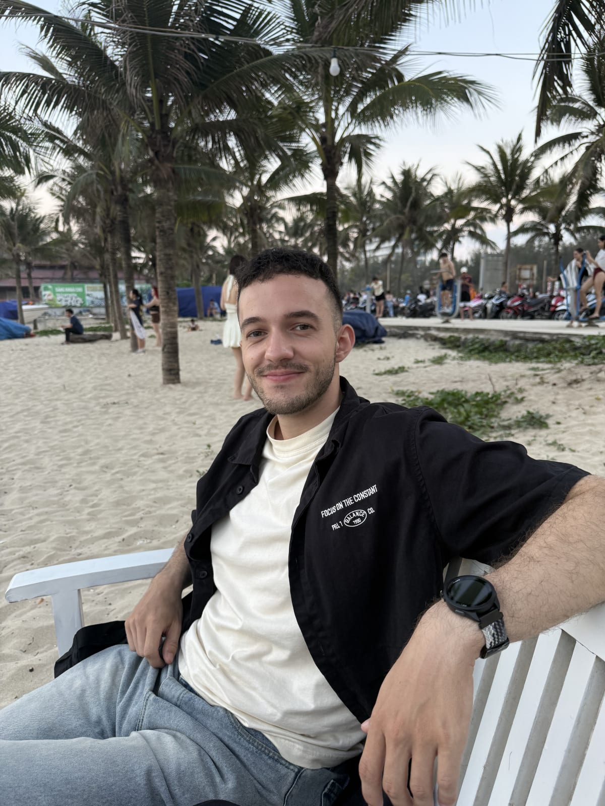 Loïc — Photographer