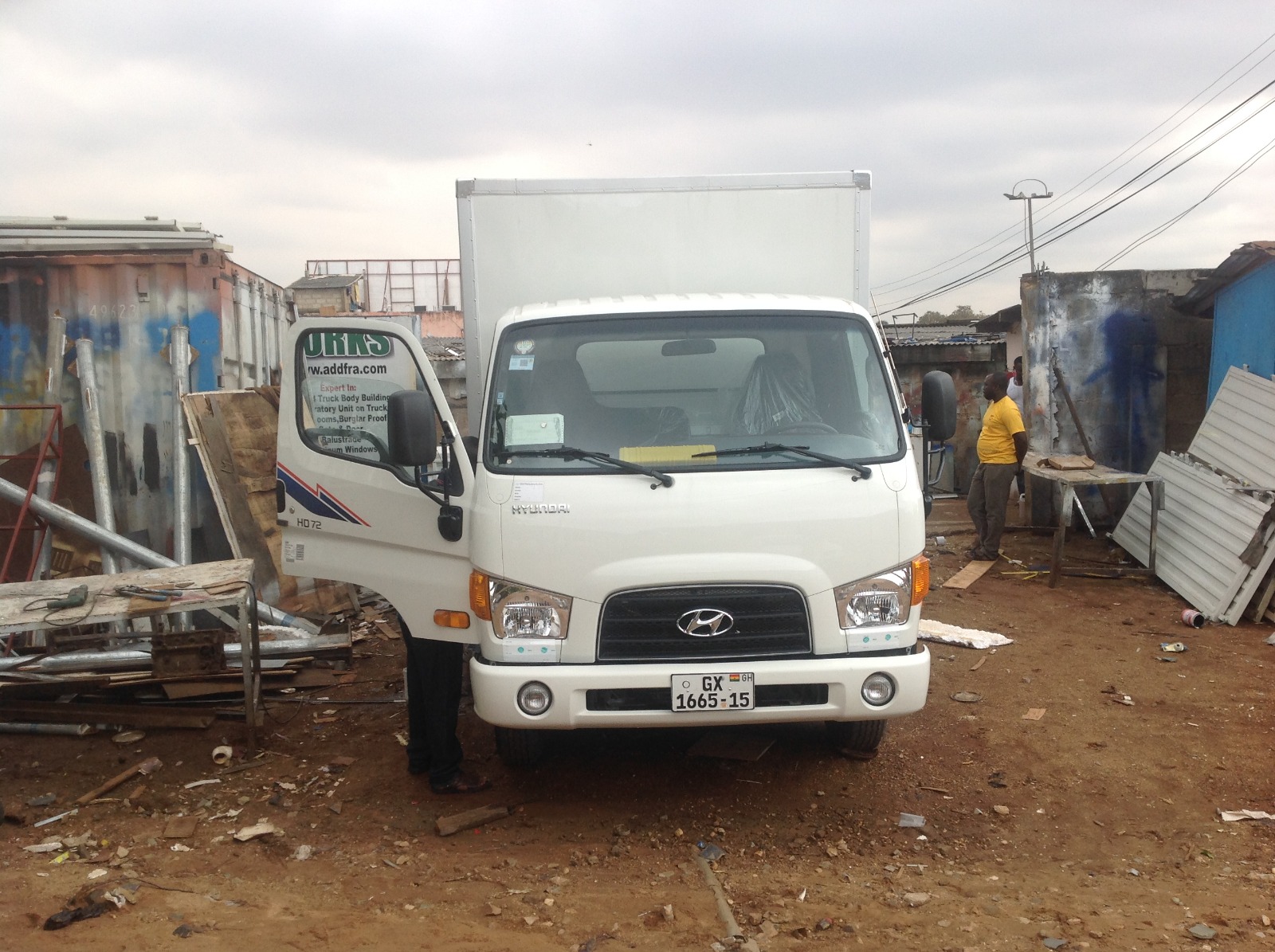 HINO 2017 3