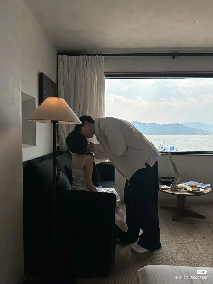 VÀO NHẦM PHÒNG TRAI ĐẸP