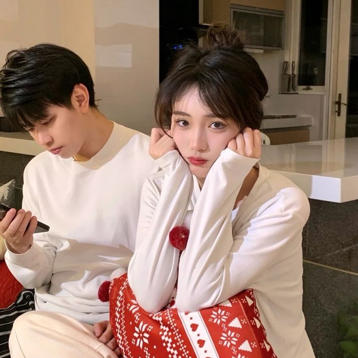 LẦN ĐẦU GẶP SẾP ĐÃ YÊU