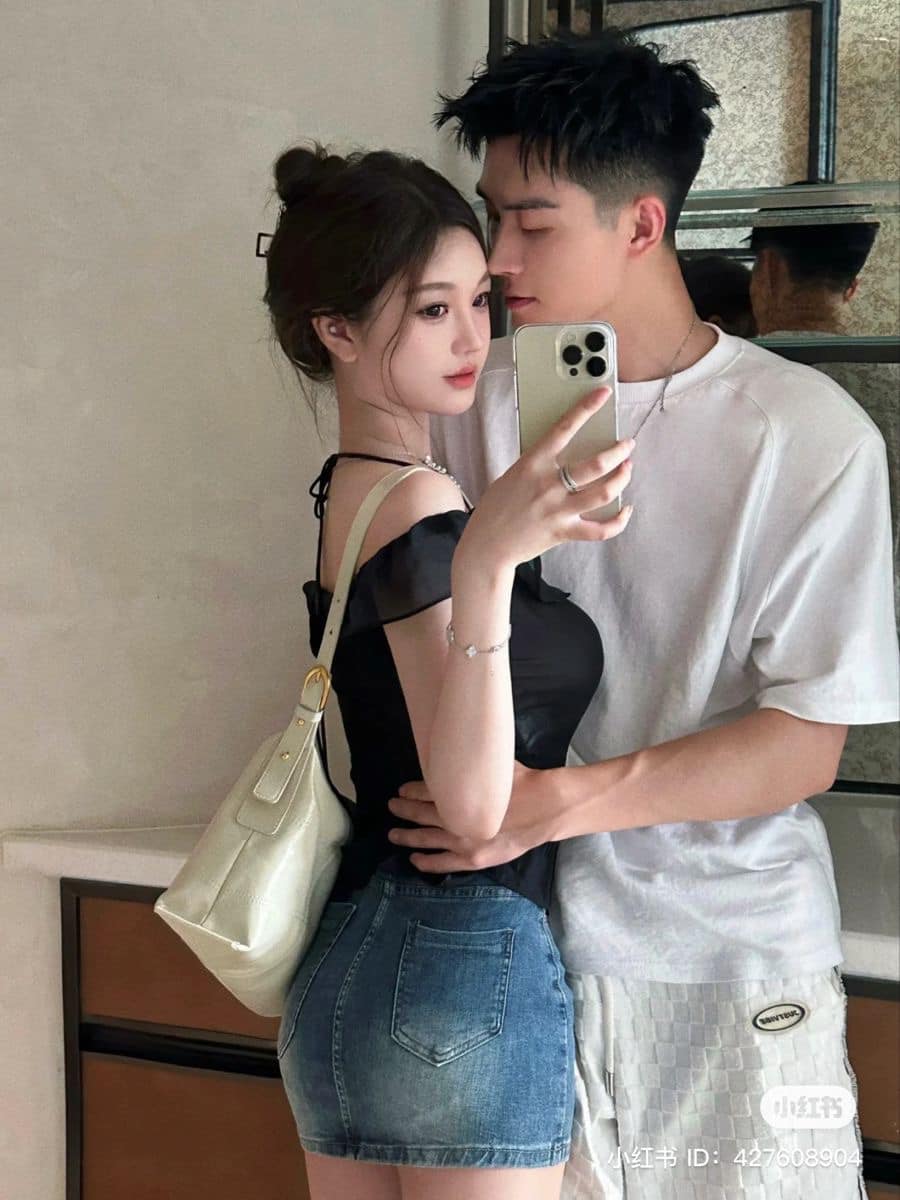 YÊU ĐƯƠNG VỚI CON TRAI CHỦ NHÀ