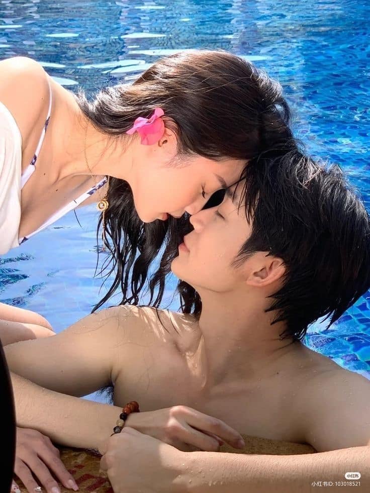 CẢ ĐỜI CHỈ YÊU MỘT MÌNH EM